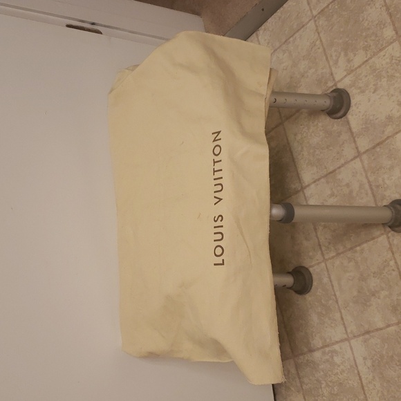 Louis Vuitton garment bag - Picture 10 of 10